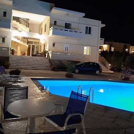 Michalis Litinas Apartments Agia Marina  Ngoại thất bức ảnh
