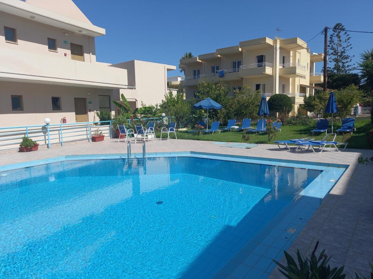 Michalis Litinas Apartments Agia Marina  Ngoại thất bức ảnh