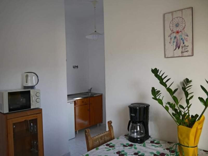 Michalis Litinas Apartments Agia Marina  Ngoại thất bức ảnh