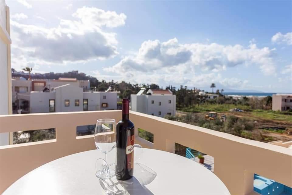 Michalis Litinas Apartments Agia Marina  Ngoại thất bức ảnh