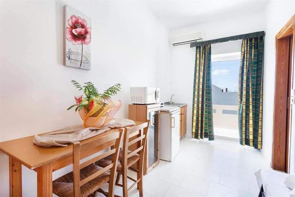 Michalis Litinas Apartments Agia Marina  Ngoại thất bức ảnh